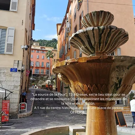 3 Pieces, A Pied Et Equipe, Avec Balcon Et Machines A Laver, Parking Offert Et Bus Direct Aeroport De Apartment